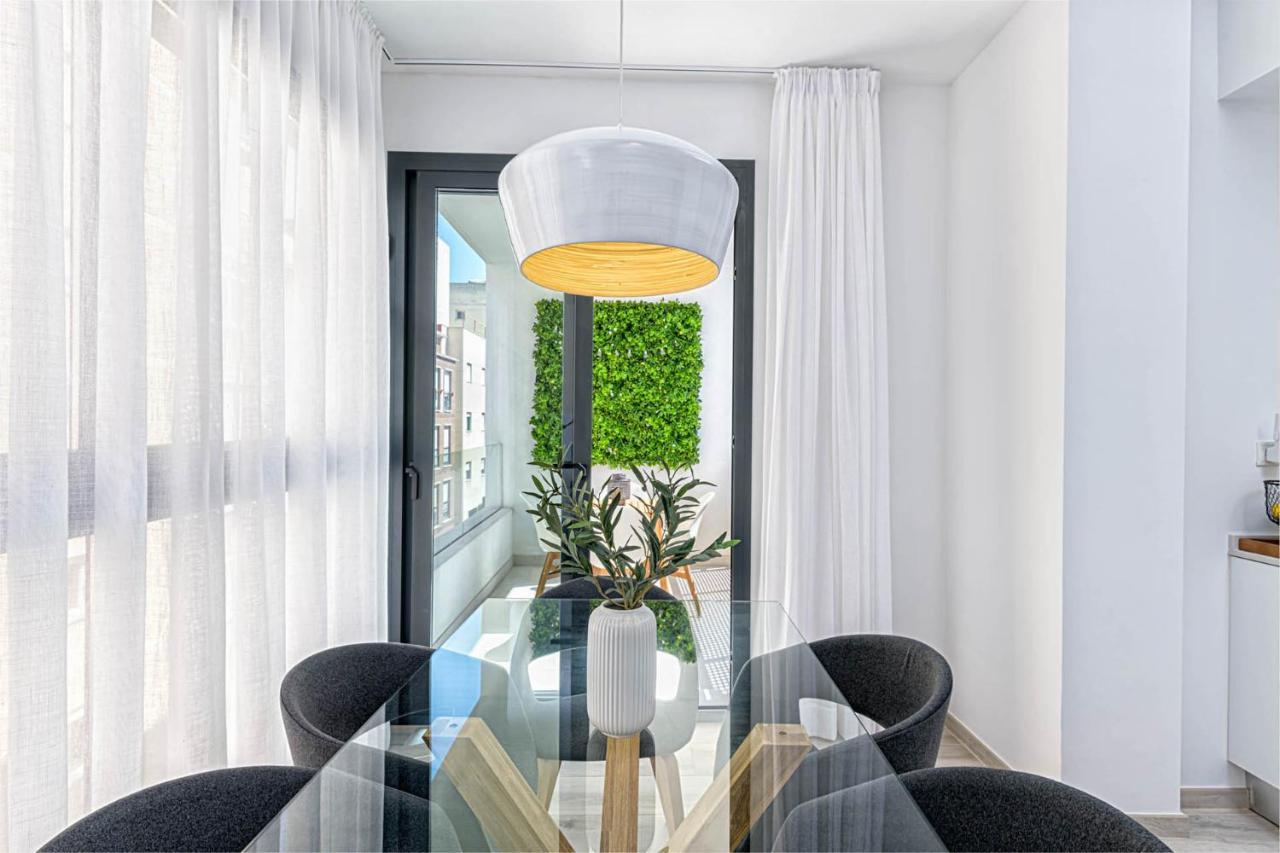 Constancia Apartment In Malaga By Solaga Holiday Homes Luaran gambar